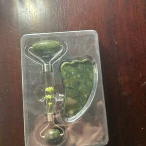 Green Jade Facial Roller and Gua Sha Set - Home Accents